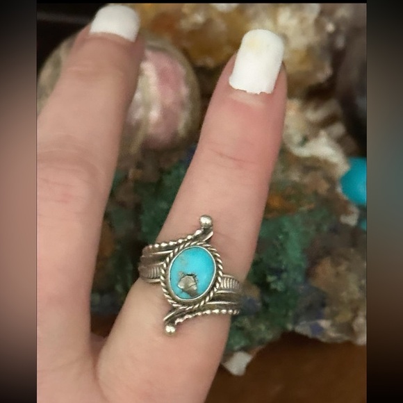 Turquoise T. Yazzie native sterling silver ring - Picture 7 of 11
